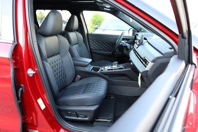 2026 Nissan Rogue Plug-In Hybrid Platinum
