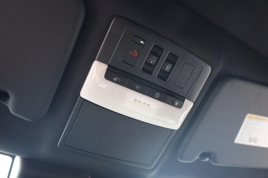 2026 Nissan Rogue Plug-In Hybrid Platinum