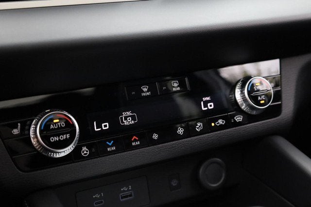 2026 Nissan Rogue Plug-In Hybrid Platinum