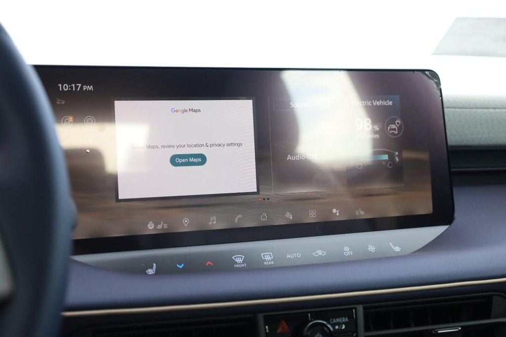 2026 Nissan Leaf Platinum+