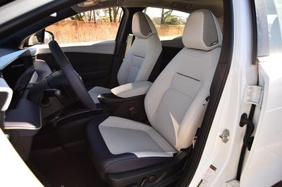 2026 Nissan Leaf Platinum+