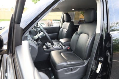 2022 Nissan Armada SV 4WD w/ Appearance Package