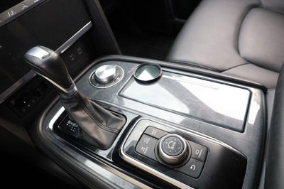 2022 Nissan Armada SV 4WD w/ Appearance Package