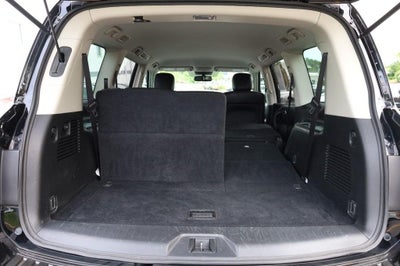 2022 Nissan Armada SV 4WD w/ Appearance Package