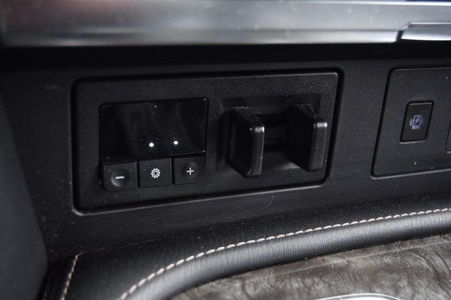 2021 Nissan Armada Platinum 4WD [MotorTrend Certified]