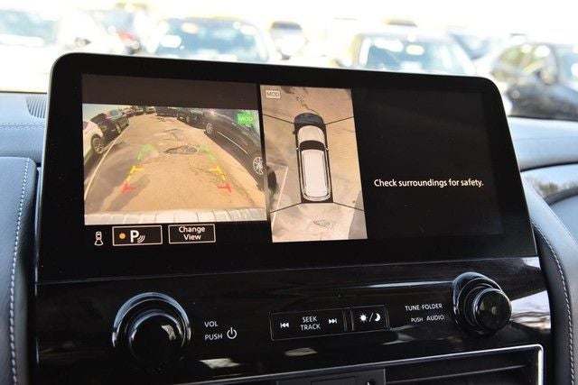 2024 INFINITI QX80 LUXE