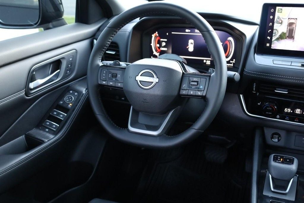 2025 Nissan Rogue SL