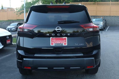 2025 Nissan Rogue SL