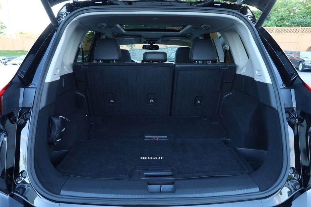 2025 Nissan Rogue SL