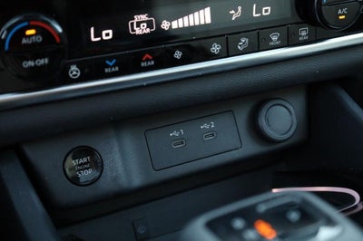 2025 Nissan Rogue SL