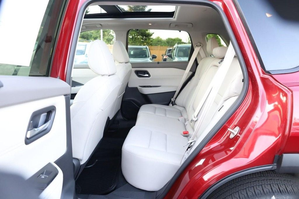 2025 Nissan Rogue SL