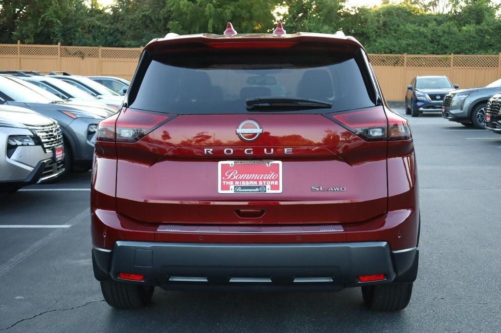 2025 Nissan Rogue SL