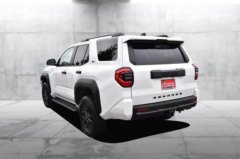 2025 Toyota 4Runner SR5 4WD