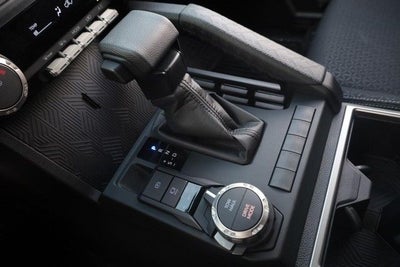 2025 Toyota 4Runner SR5 4WD