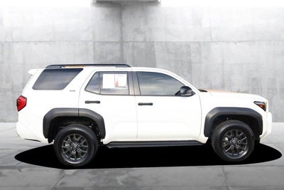 2025 Toyota 4Runner SR5 4WD