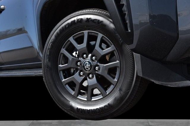 2025 Toyota 4Runner SR5 4WD