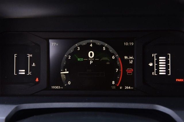 2025 Toyota 4Runner SR5 4WD