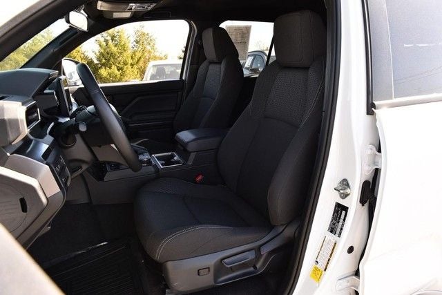 2025 Toyota 4Runner SR5 4WD