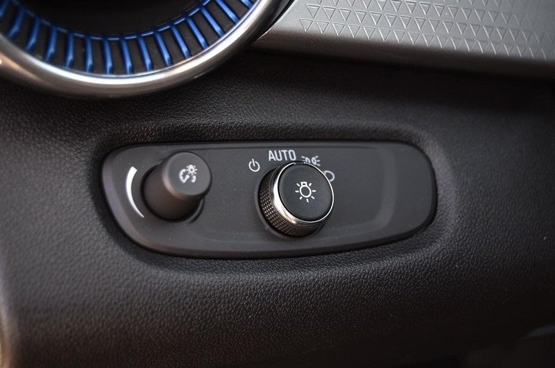 2025 Chevrolet Trax LT Convenience Package