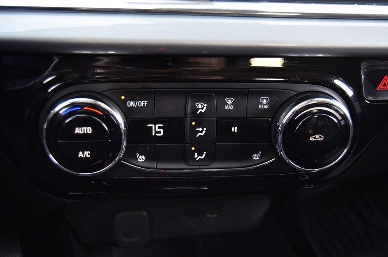 2025 Chevrolet Trax LT Convenience Package