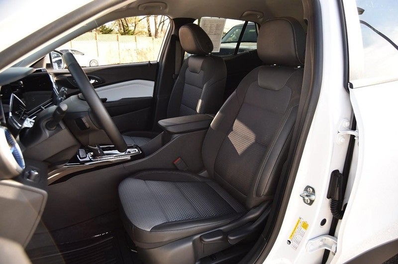 2025 Chevrolet Trax LT Convenience Package