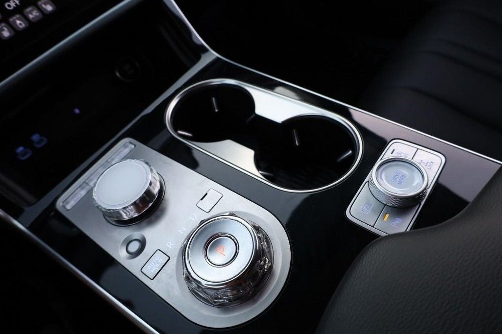 2025 Genesis GV80 2.5T