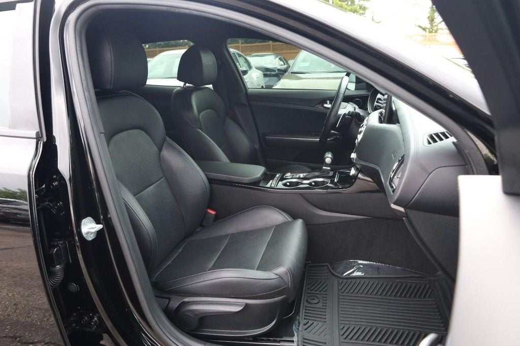 2022 Kia Stinger GT-Line AWD