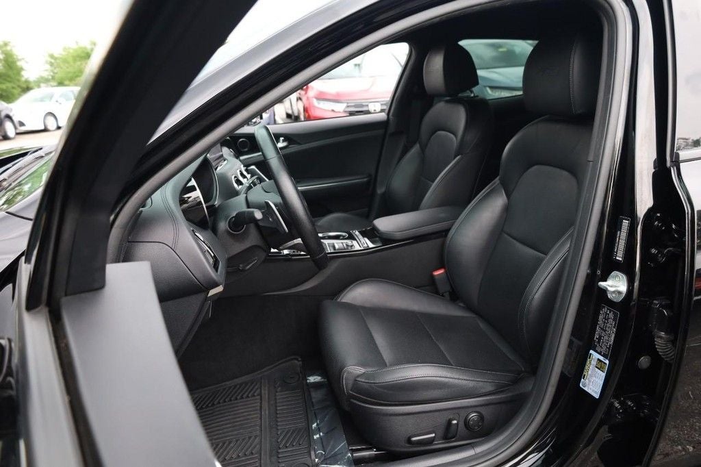 2022 Kia Stinger GT-Line AWD