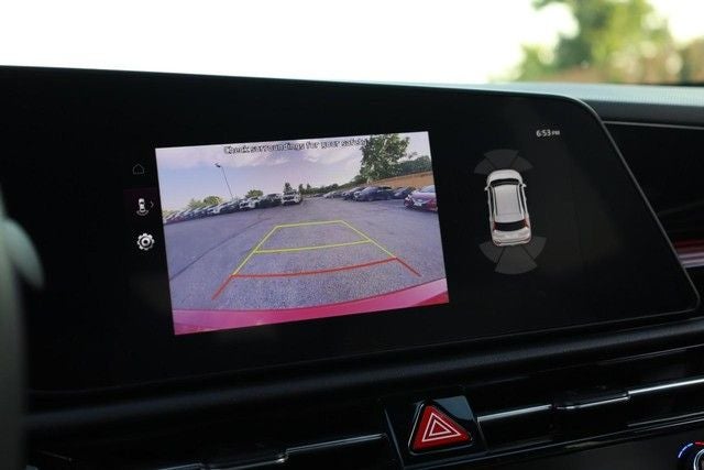 2024 Kia Niro SX Touring