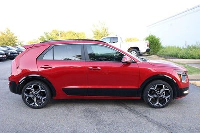 2024 Kia Niro SX Touring