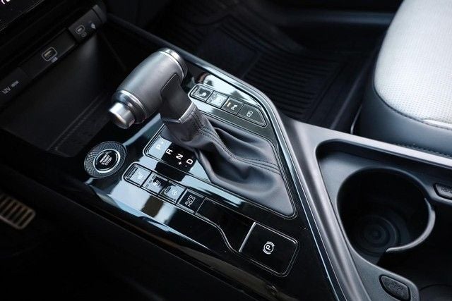 2024 Kia Niro SX Touring