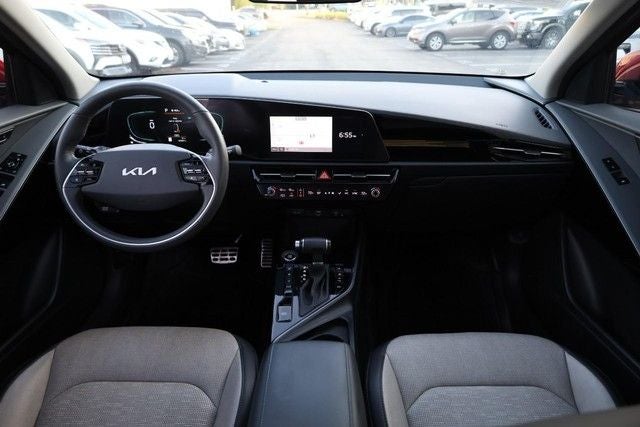 2024 Kia Niro SX Touring