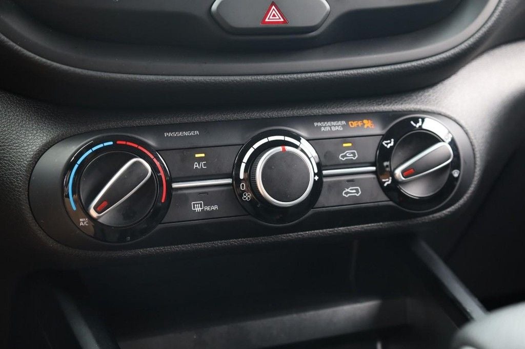 2025 Kia Soul LX Technology Package