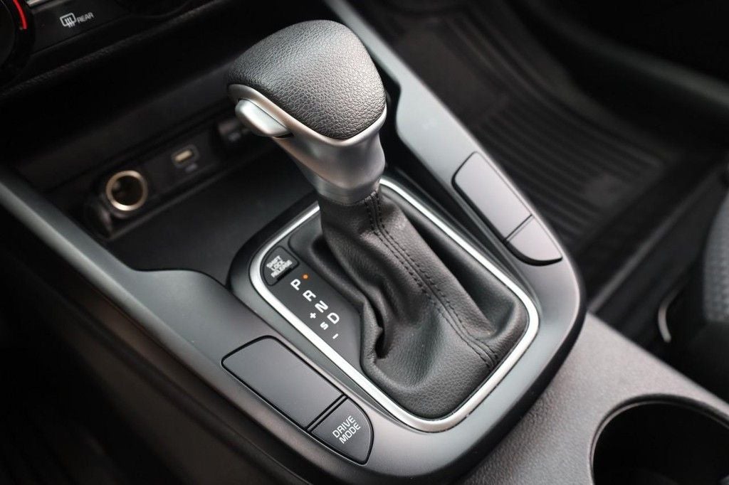 2025 Kia Soul LX Technology Package