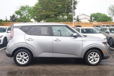2025 Kia Soul LX Technology Package
