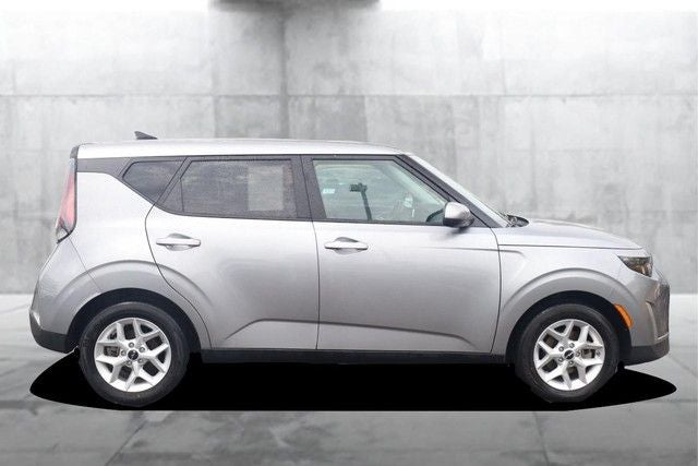 2025 Kia Soul LX Technology Package