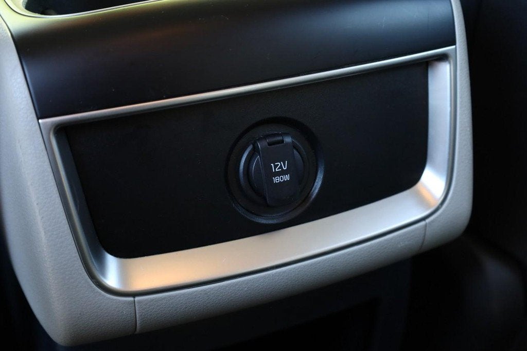 2025 Kia Carnival EX