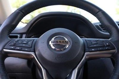 2018 Nissan Rogue SV Premium Package [MotorTrend Certified]