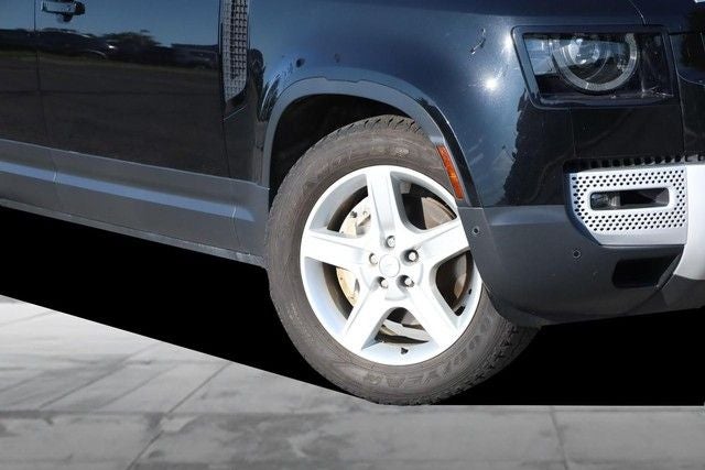 2024 Land Rover Defender 130 S