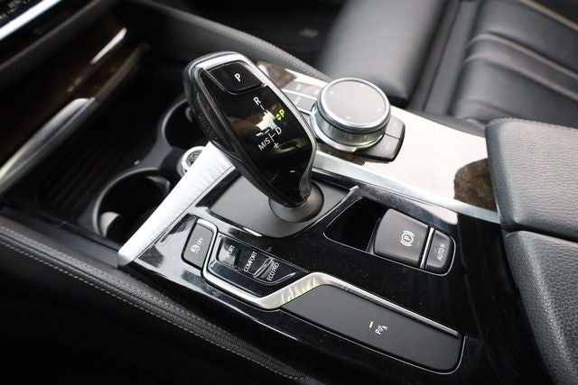 2019 BMW 5 Series 530i xDrive Luxury Package [MotorTrend Certified]