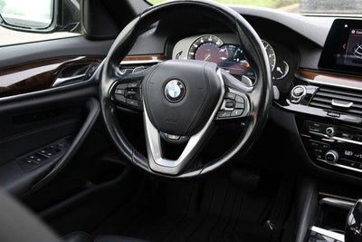 2019 BMW 5 Series 530i xDrive Luxury Package [MotorTrend Certified]