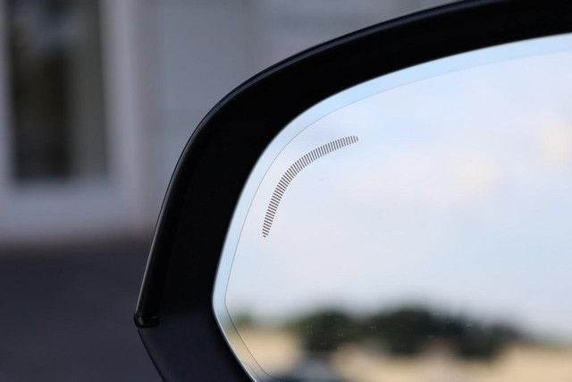2023 Volvo XC40 Ultimate