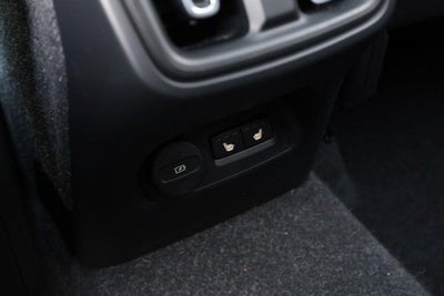 2023 Volvo XC40 Ultimate