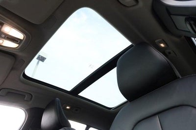 2023 Volvo XC40 Ultimate