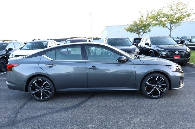 2026 Nissan Altima SR