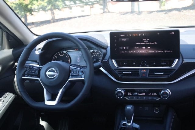 2026 Nissan Altima SR