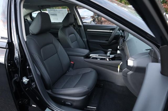 2025 Nissan Altima SL