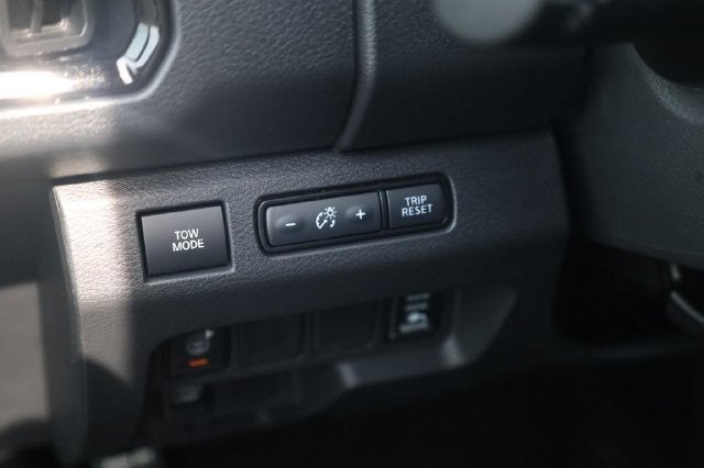 2027 Nissan Frontier Crew Cab SV