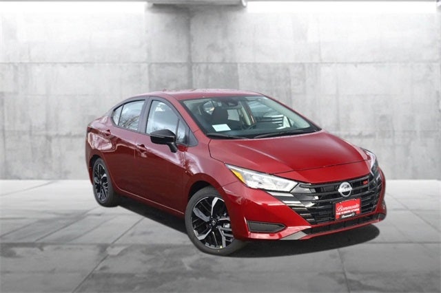2025 Nissan Versa SR