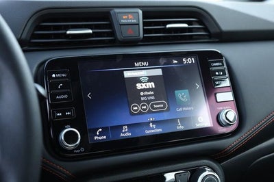 2025 Nissan Versa SR